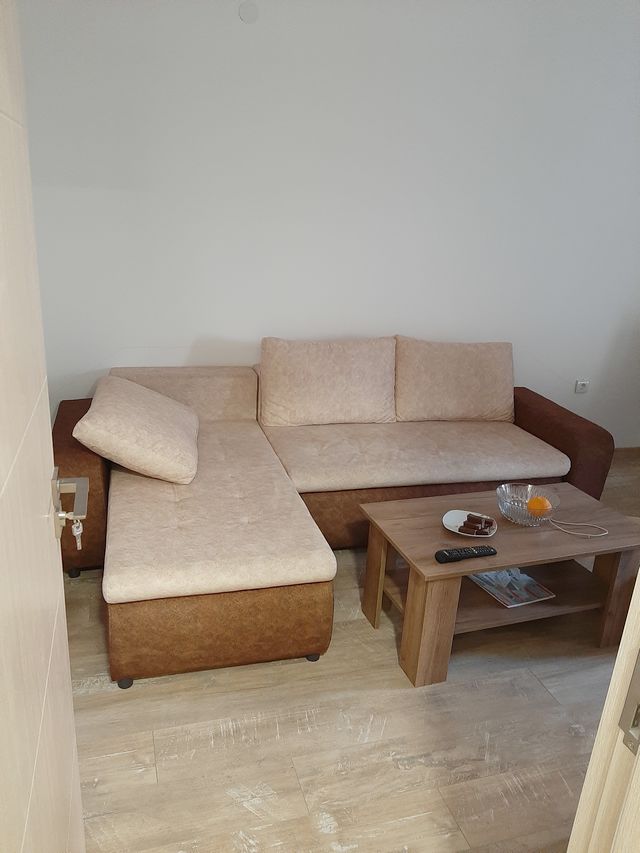 Ustanička 214, Beograd - 4