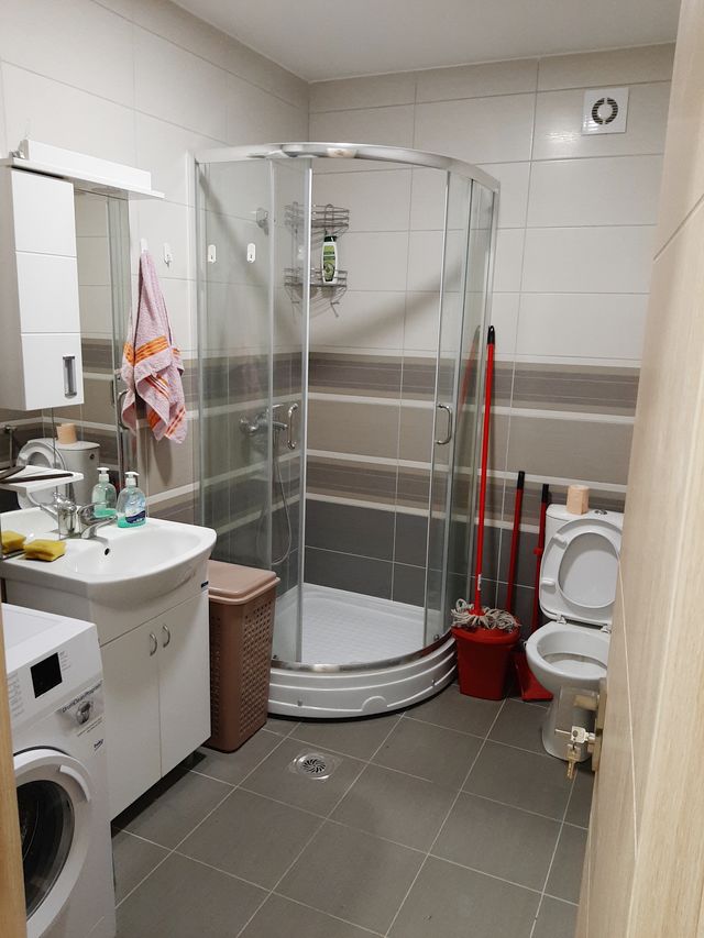 Ustanička 214, Beograd - 3