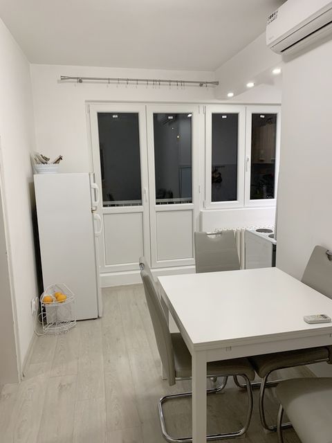 Kraljevačka 90, Beograd - 8