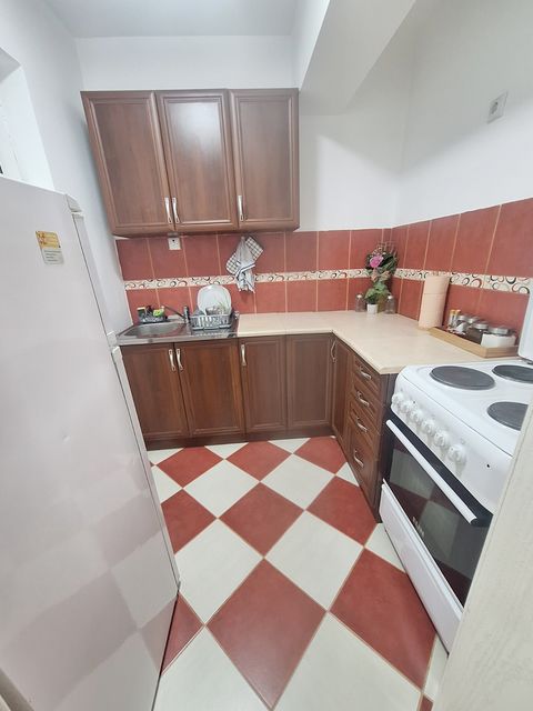 Ćirila i Metodija 22, Niš - 4