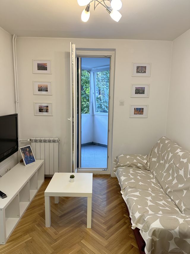 Darvinova 30, Beograd - 2