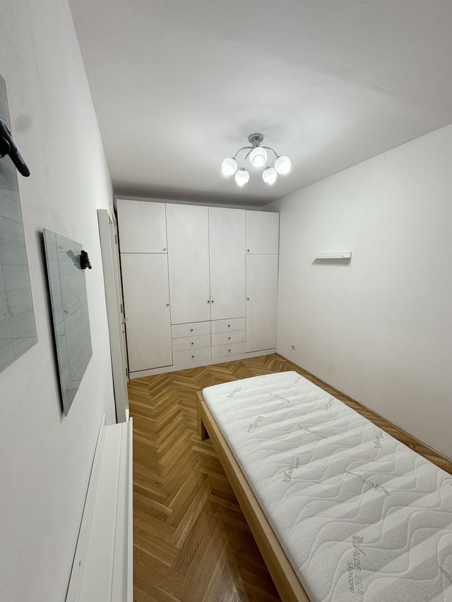 Darvinova 30, Beograd - 7