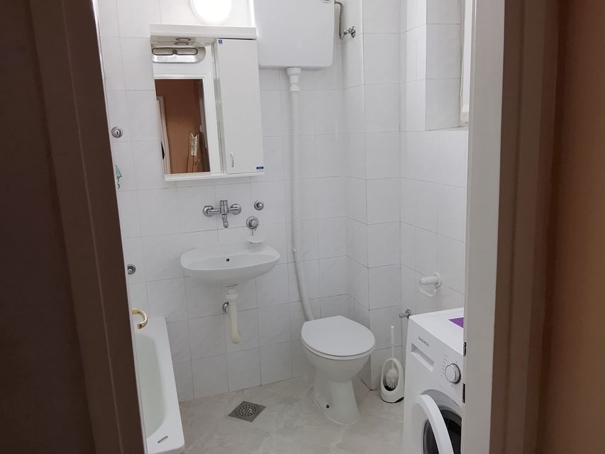 Straška Pindžura 22, Beograd - 2