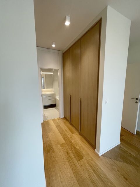 Hercegovačka 13a, Beograd - 7