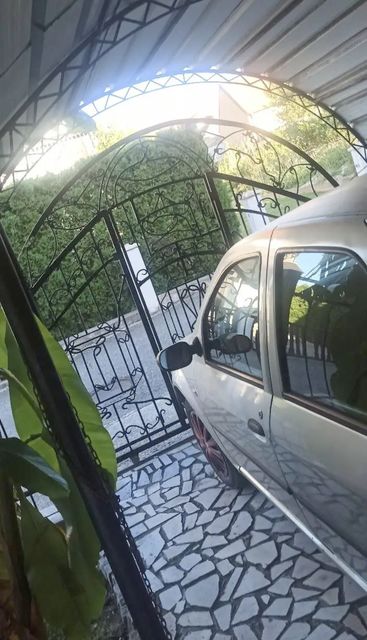 Malog Radojice 4, Klupci - 5