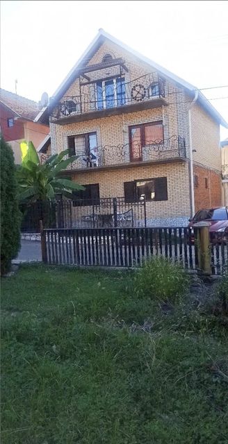 Malog Radojice 4, Klupci - 2