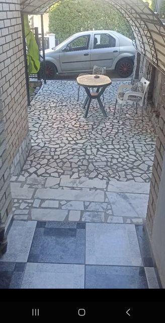 Malog Radojice 4, Klupci - 7