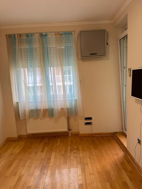 Bulevar cara Lazara 92, Novi Sad - 16