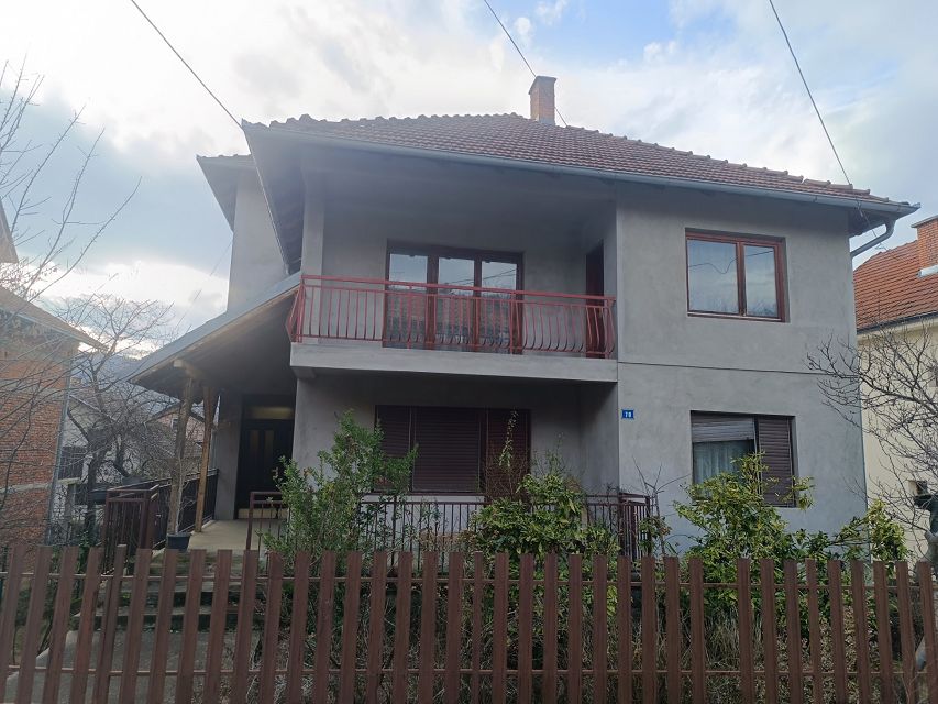 Ulica 15. septembra 73, Leskovac - 2