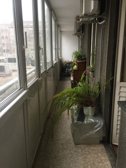 Dvadesetsedmog marta 34, Beograd - 12