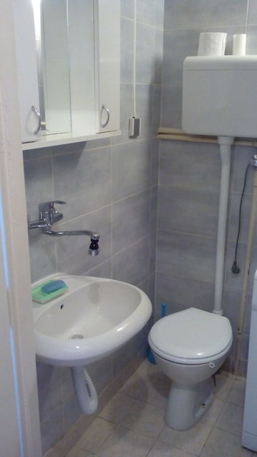 Meštrovićeva 7, Beograd - 7