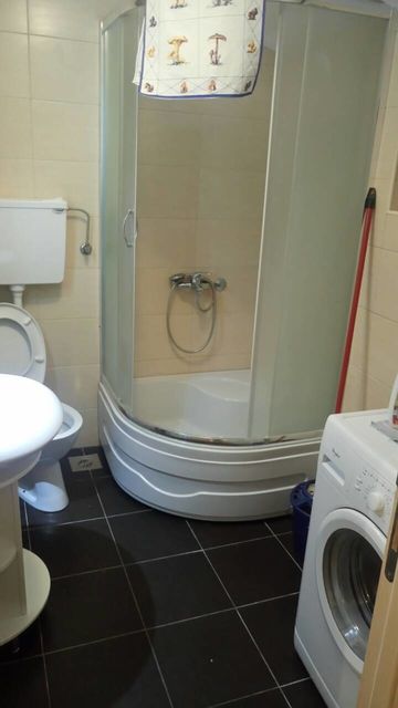 Vladimira Mitrovića 31j, Beograd - 6