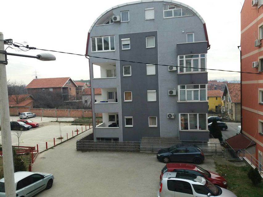 Ljubiše Miodragovića 7j, Beograd - 4