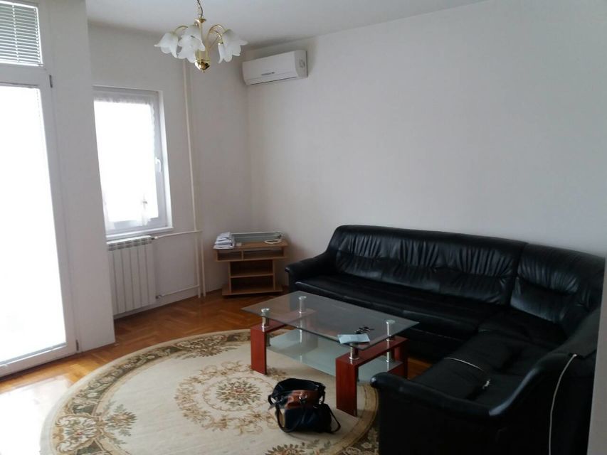 Ljubiše Miodragovića 7j, Beograd