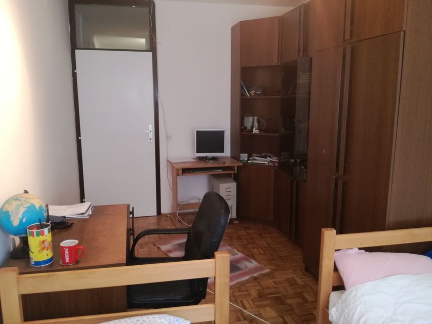 Nehruova 103, Beograd - 13