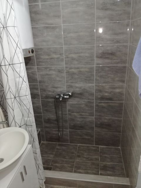 Nehruova 103, Beograd - 5