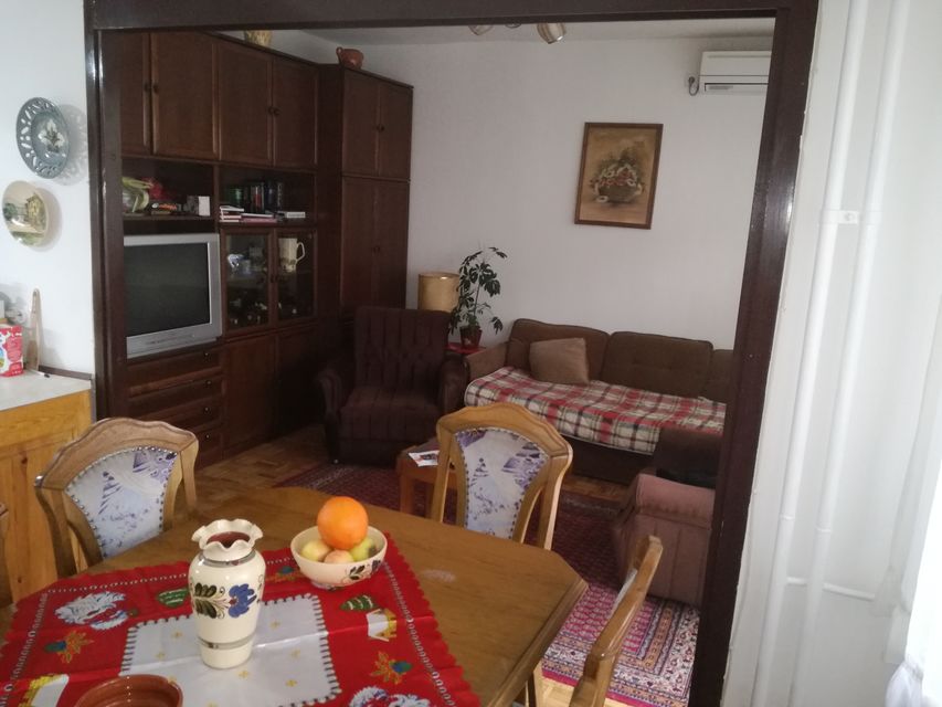 Nehruova 103, Beograd - 1