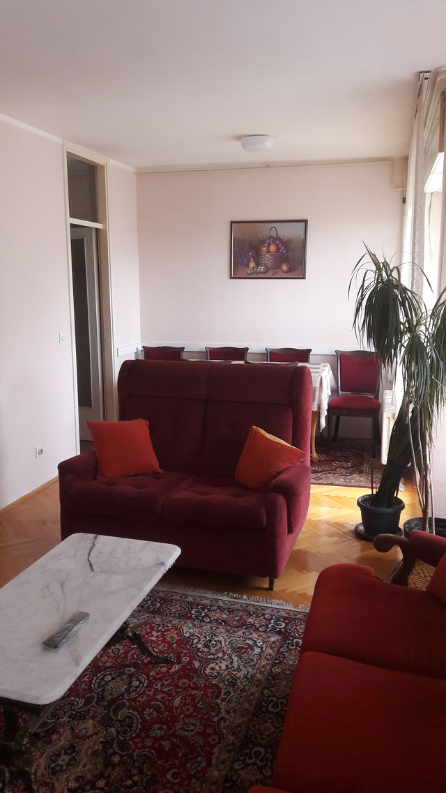 Karpoševa 5, Beograd