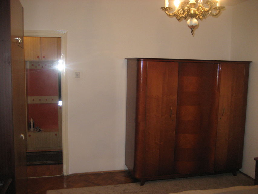 Nikolaja Krasnova 17, Beograd - 20