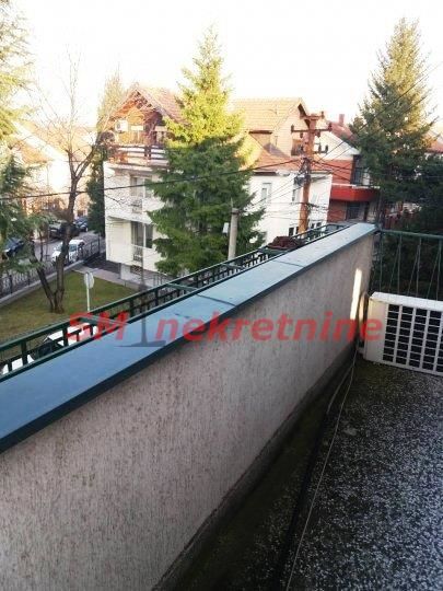 Bože Jankovića 22, Beograd - 10