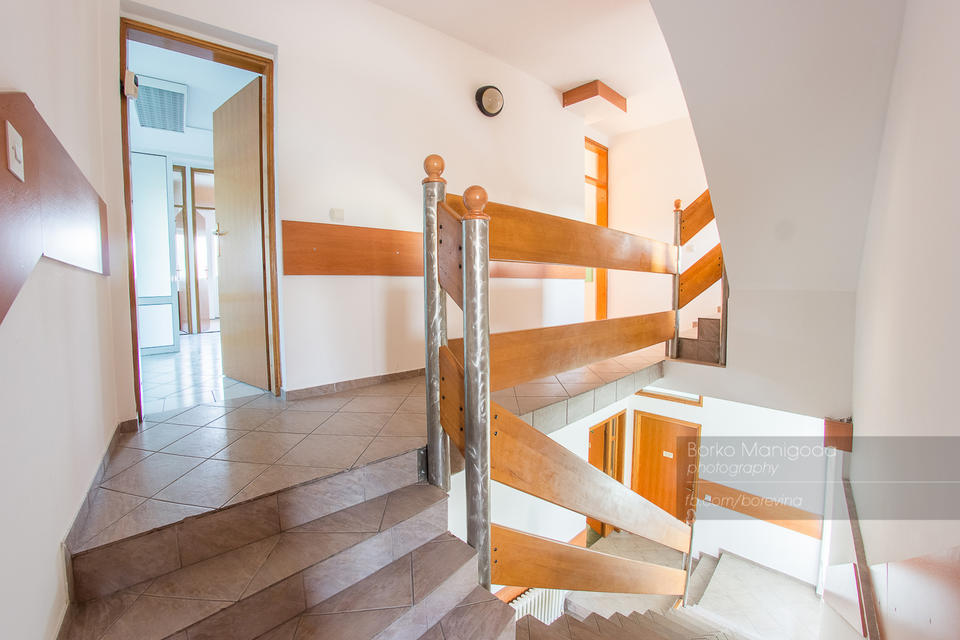 Sentandrejski put 117c, Novi Sad - 10