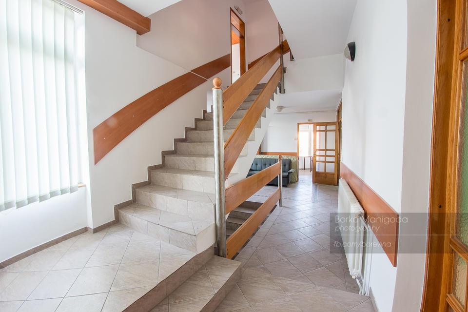 Sentandrejski put 117c, Novi Sad - 7