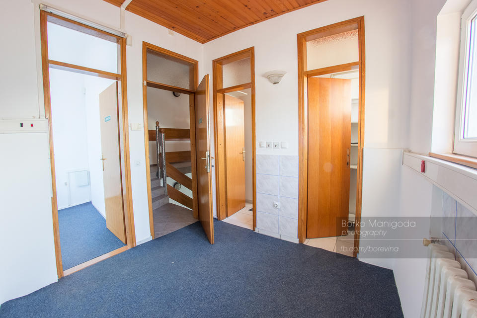 Sentandrejski put 117c, Novi Sad - 8