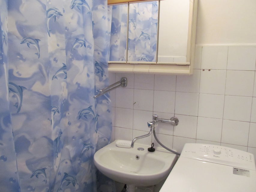 Nevesinjska 11, Beograd - 5