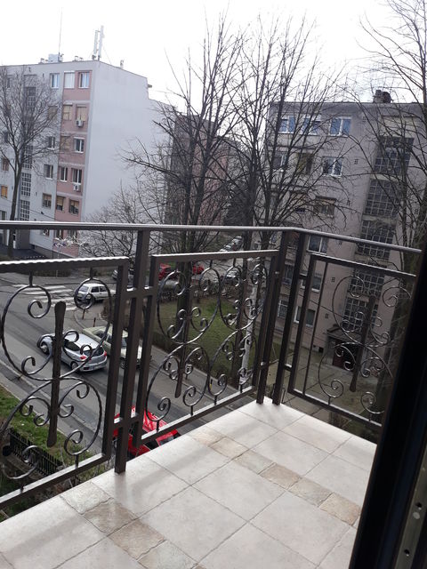 Bore Prodanovića 19, Beograd - 18