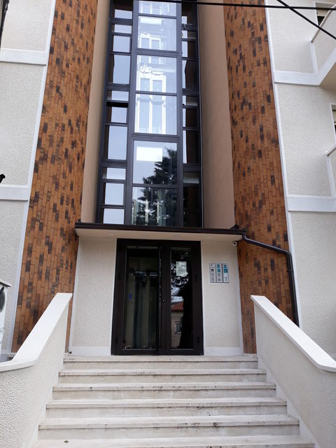 Bore Prodanovića 19, Beograd - 4