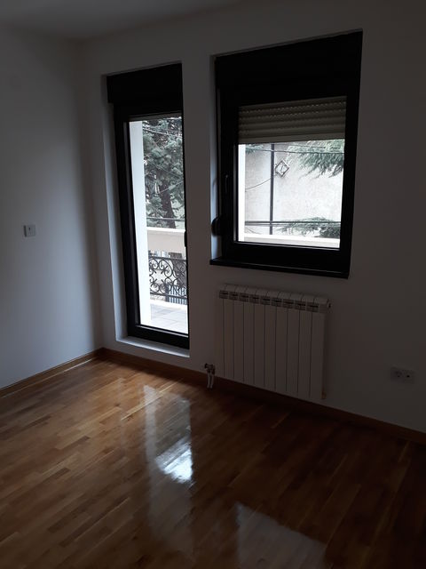 Bore Prodanovića 19, Beograd - 15